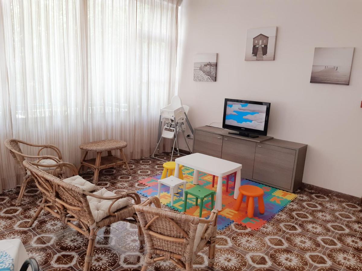 Hotel Mara Rimini Esterno foto
