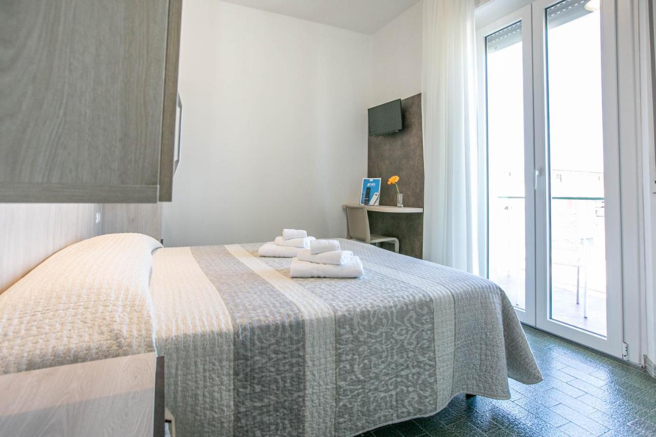 Hotel Mara Rimini Esterno foto
