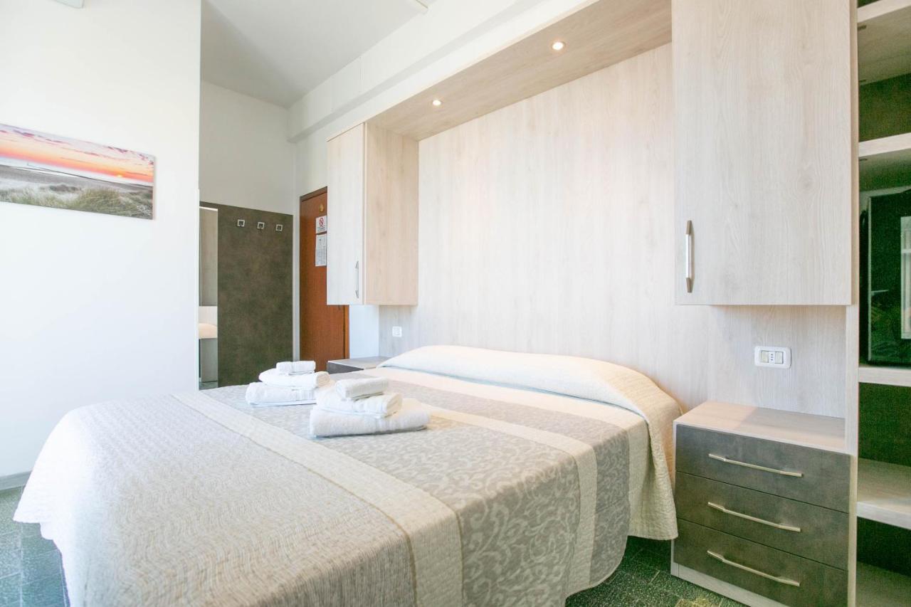 Hotel Mara Rimini Esterno foto