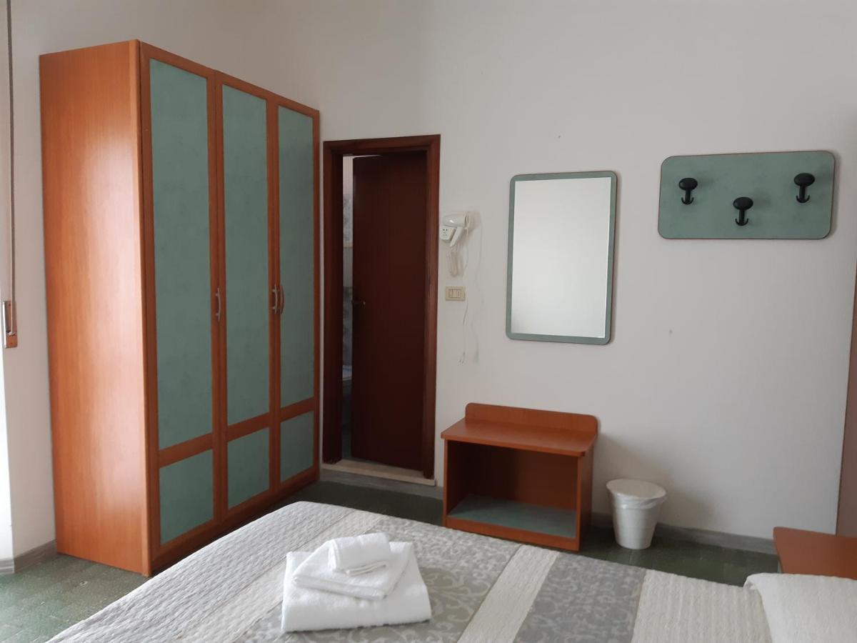 Hotel Mara Rimini Esterno foto