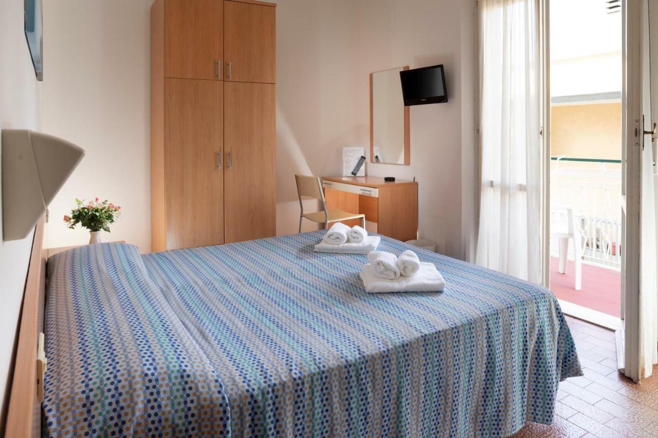 Hotel Mara Rimini Esterno foto
