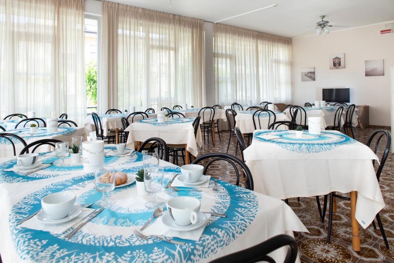 Hotel Mara Rimini Esterno foto